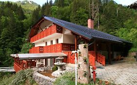 Guest House And Museum First
